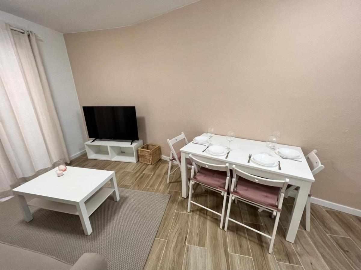 Apartamenticos Libertad I سرقسطة المظهر الخارجي الصورة